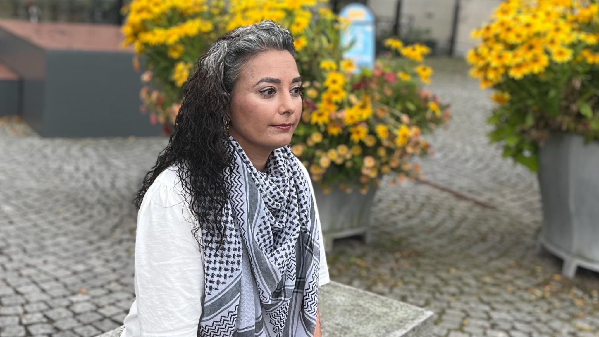 Yasra Delpisheh var en av visselblåsarna som slog larm om missförhållanden inom socialtjänsten i Båstads kommun.