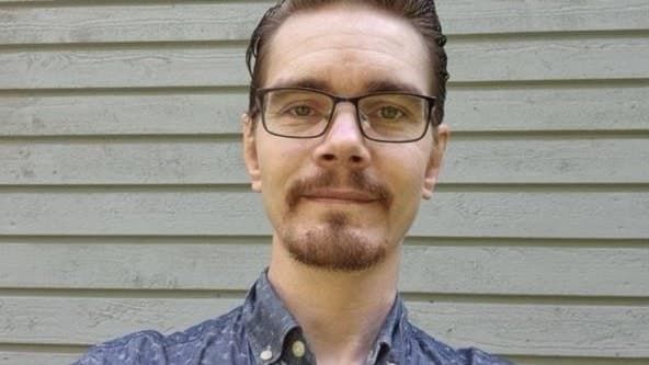 Porträttbild Per-Anders Anderssons son blev knivhotad på sin skola. 