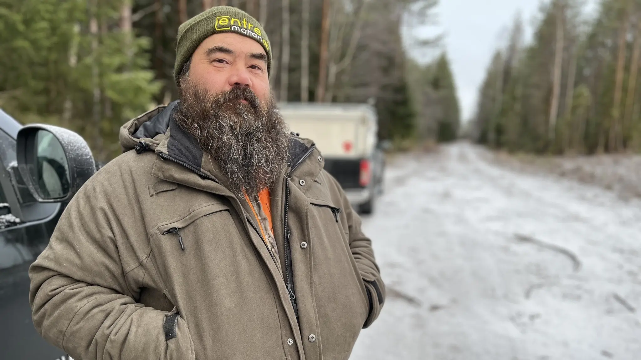 Jägare i skogen utanför Norberg.