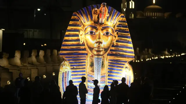 Tutankhamon var en av faraonerna som begravdes i Konungarnas dal.